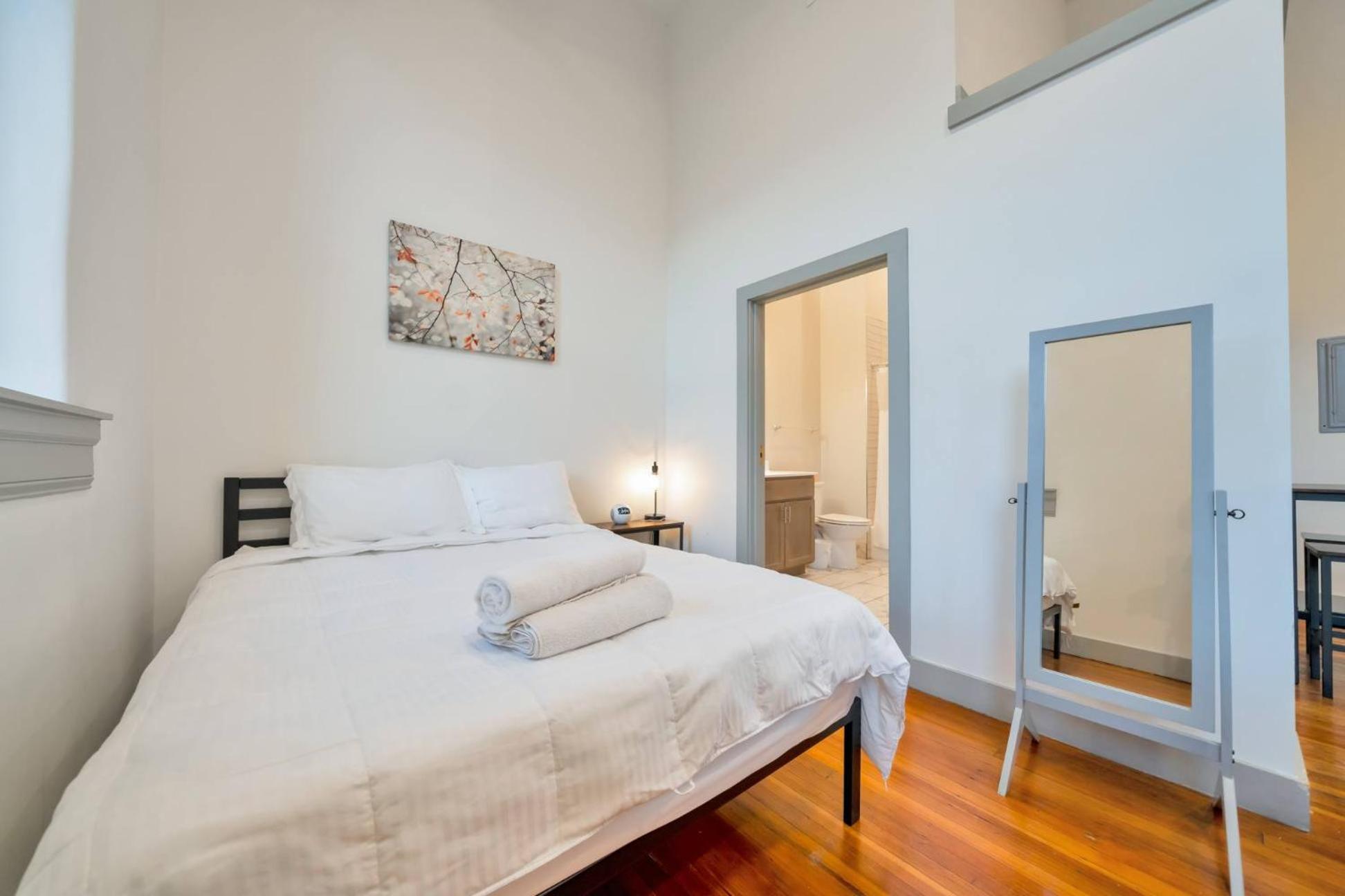 Bright And Modern In # 307